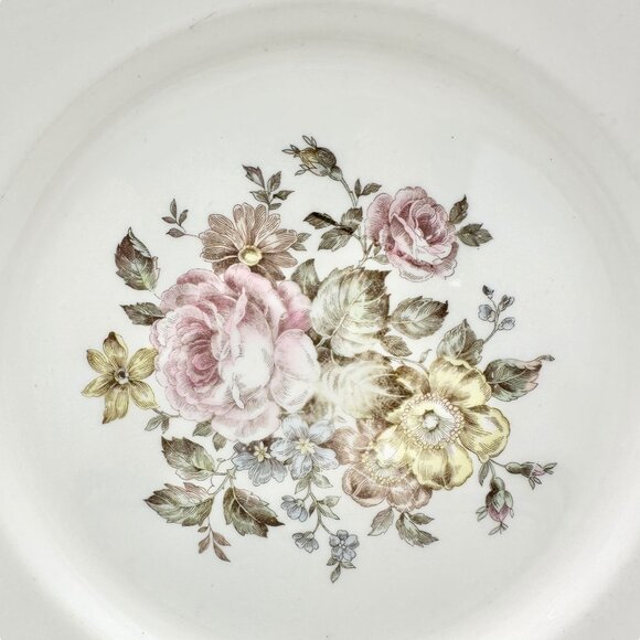 Vtg Cunningham & Pickett Inc. Stratford 9.5" Floral Plate 22K Gold Trim Ohio USA - Picture 2 of 6